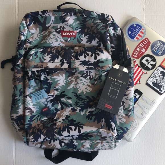 LEVI’S 14” LAPTOP CAMOUFLAGE BACKPACK - Picture 2 of 15